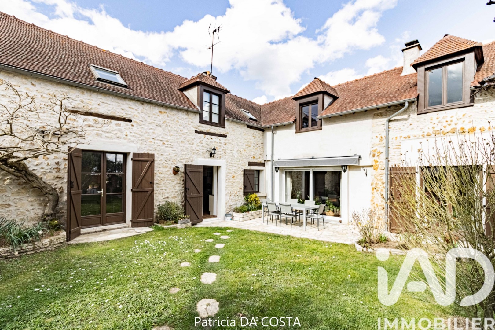 Maison de luxe à vendre dans le quartier Les Hameaux