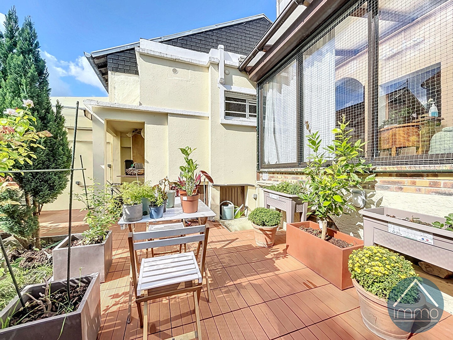 Luxury house for sale in the district Hauts d'Asnières-Métro