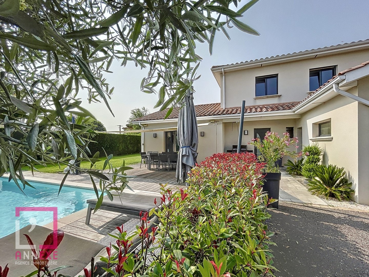 Maison de luxe à vendre à Cailloux-sur-Fontaines