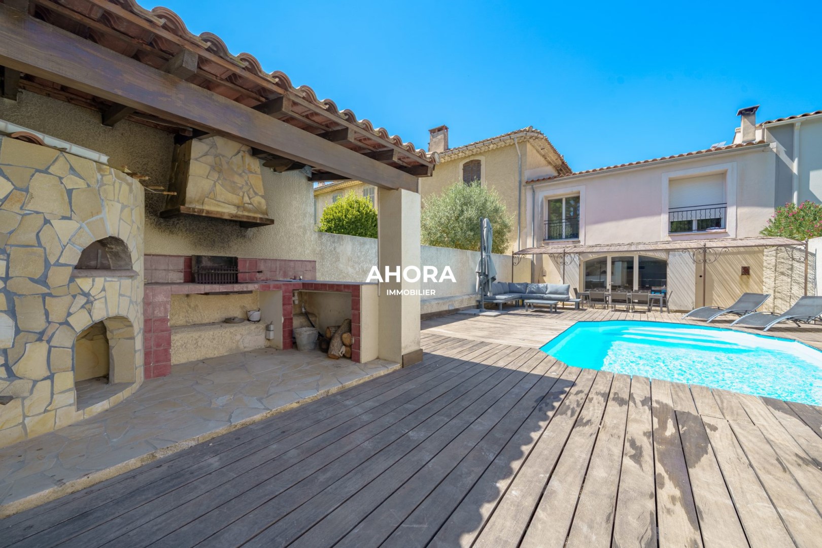 Villa de luxe à vendre dans le quartier Le Cabot