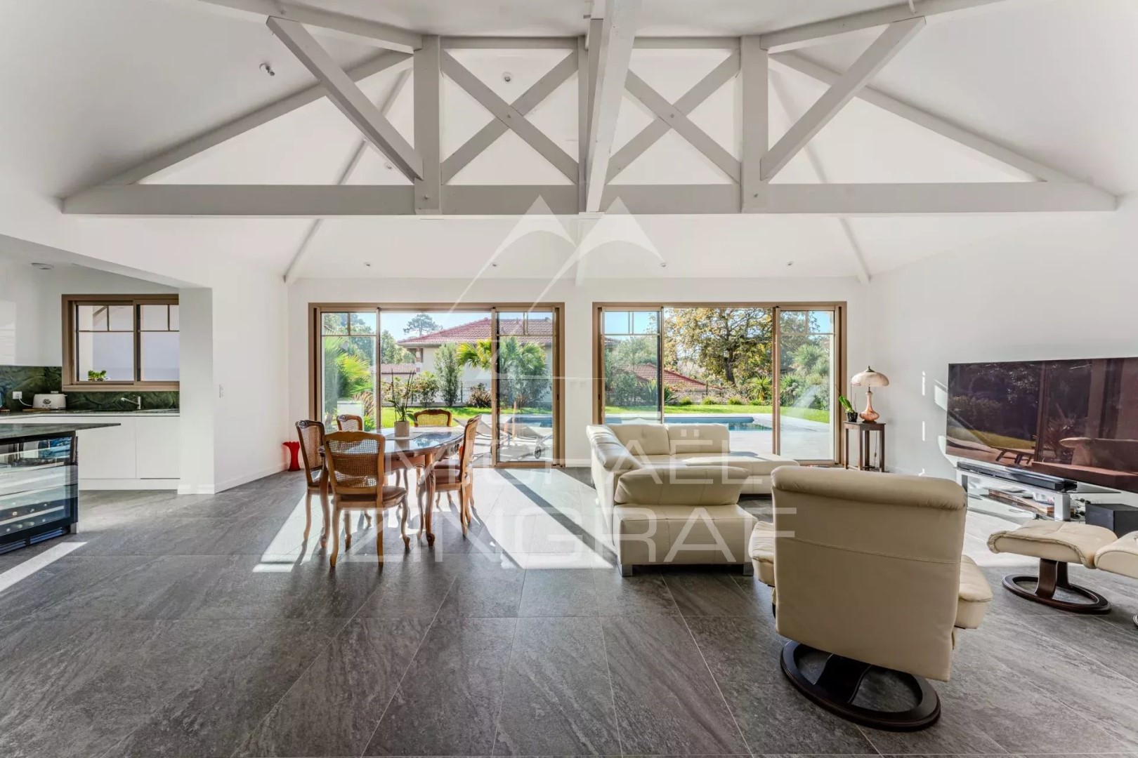 Luxe stadswoning te koop in Pereire-Ville-d'Hiver