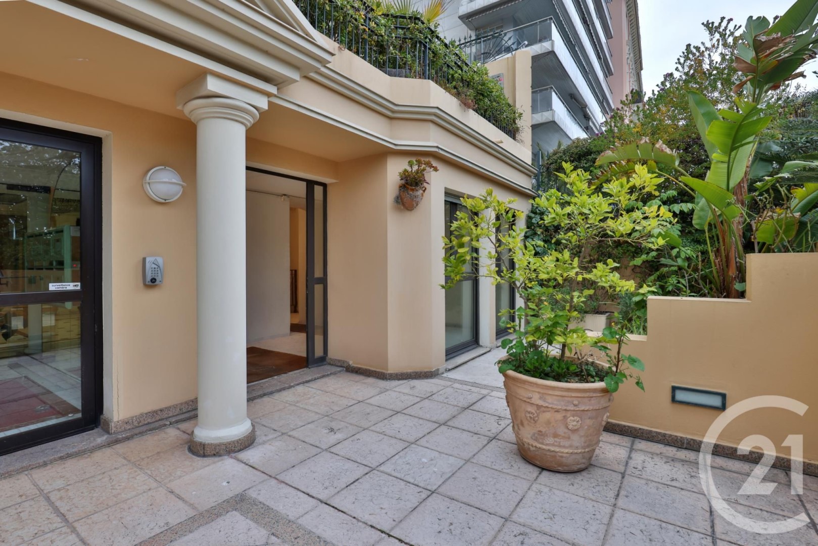Luxury apartment for sale in the district Carré d'Or