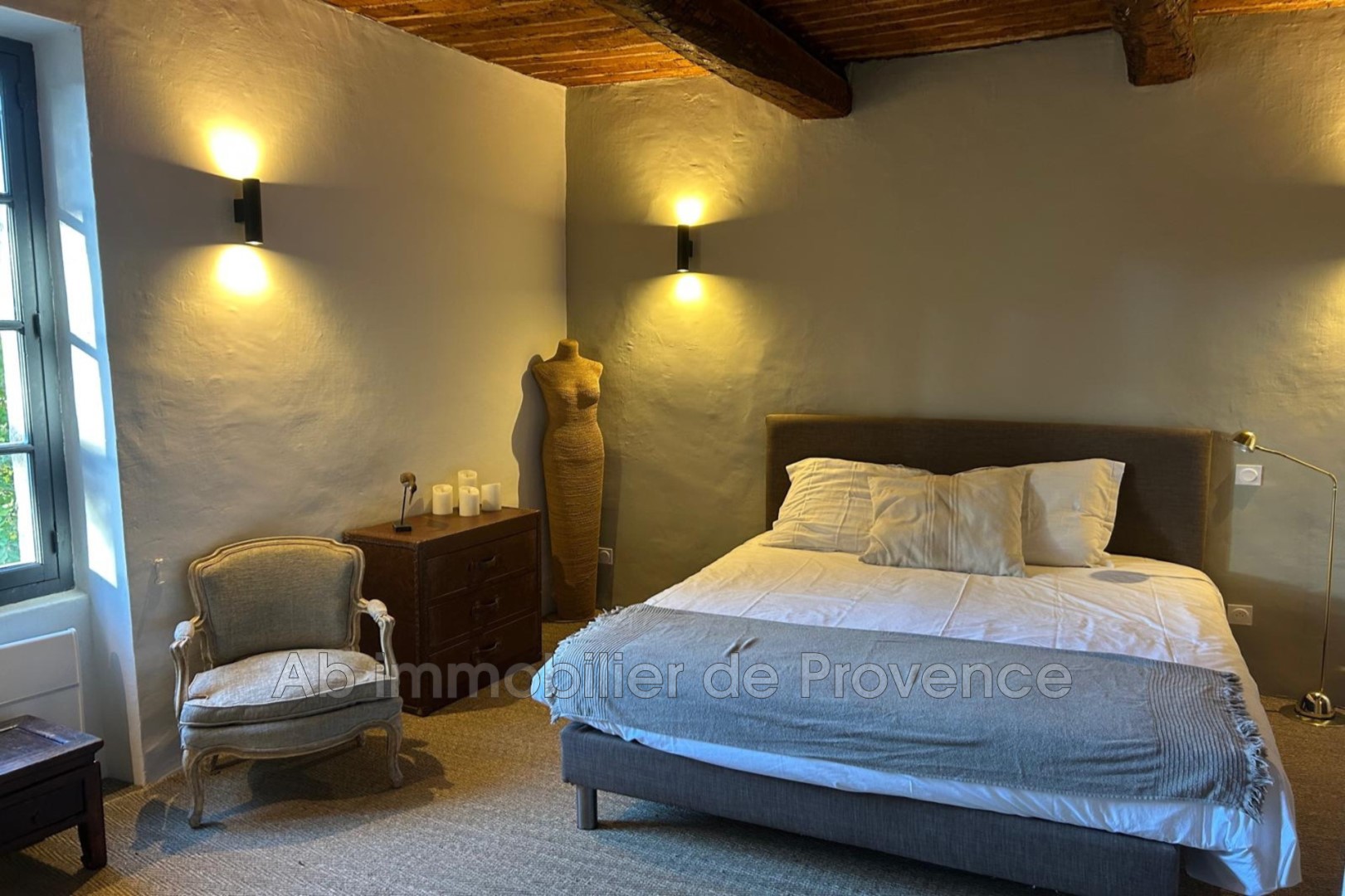 Appartement vue château à LOURMARIN — 11