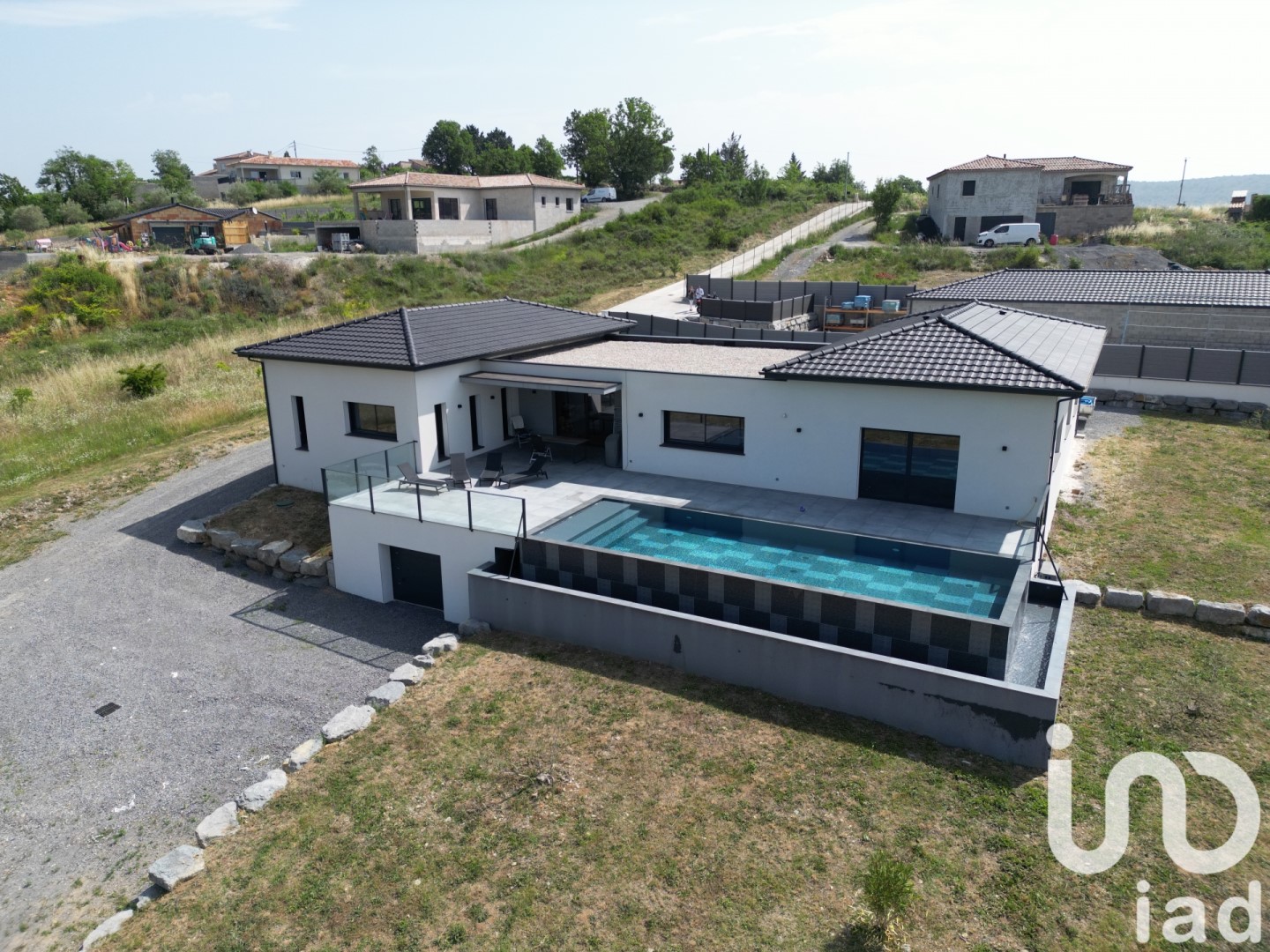 Maison d'architecte à vendre à Lachapelle-sous-Aubenas