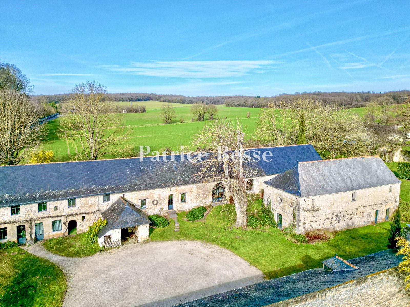 Luxury house for sale in Angers