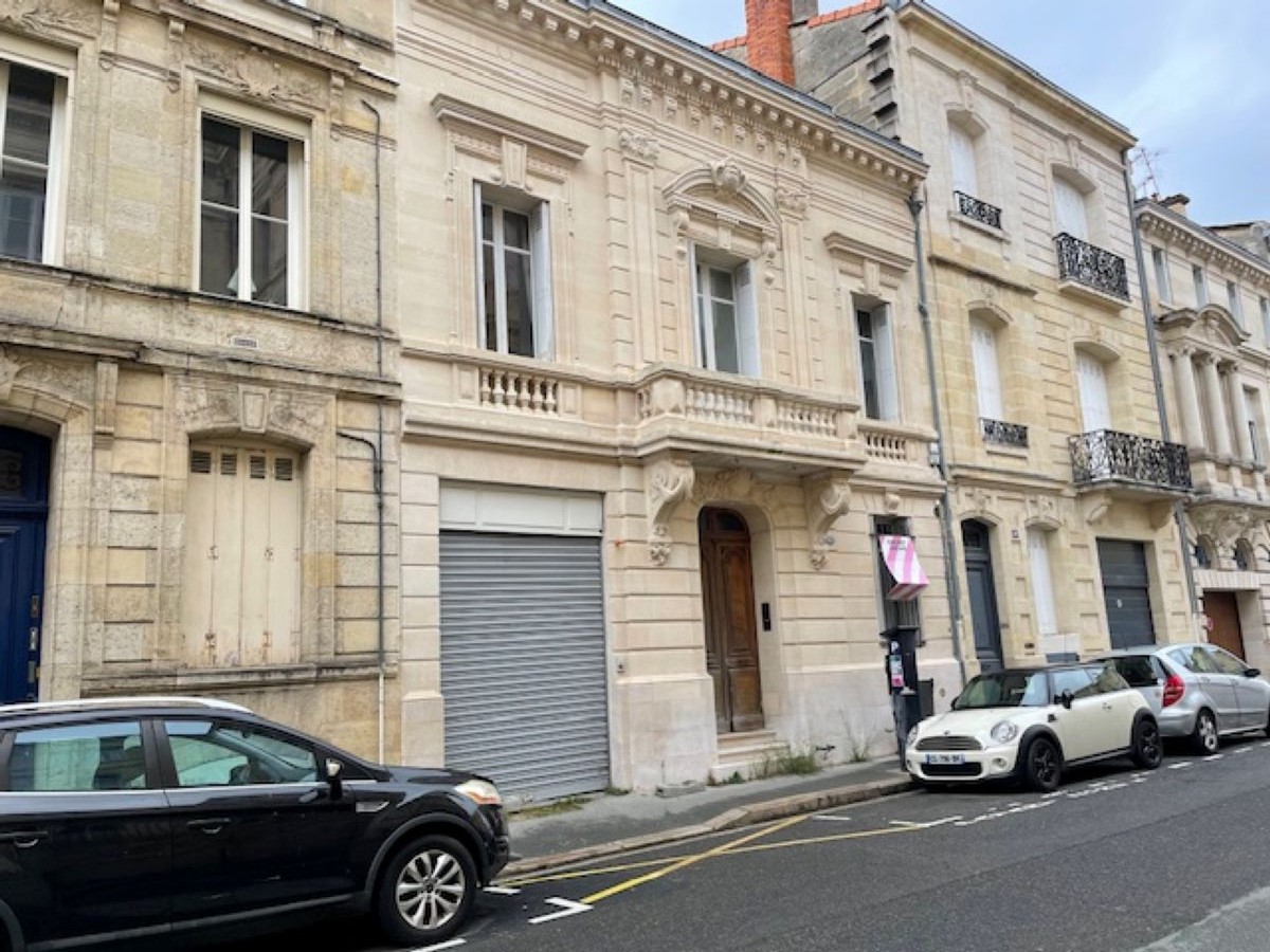 Luxury house for sale in the district Hôtel de Ville-Quinconce-Saint Seurin-Fondaudège