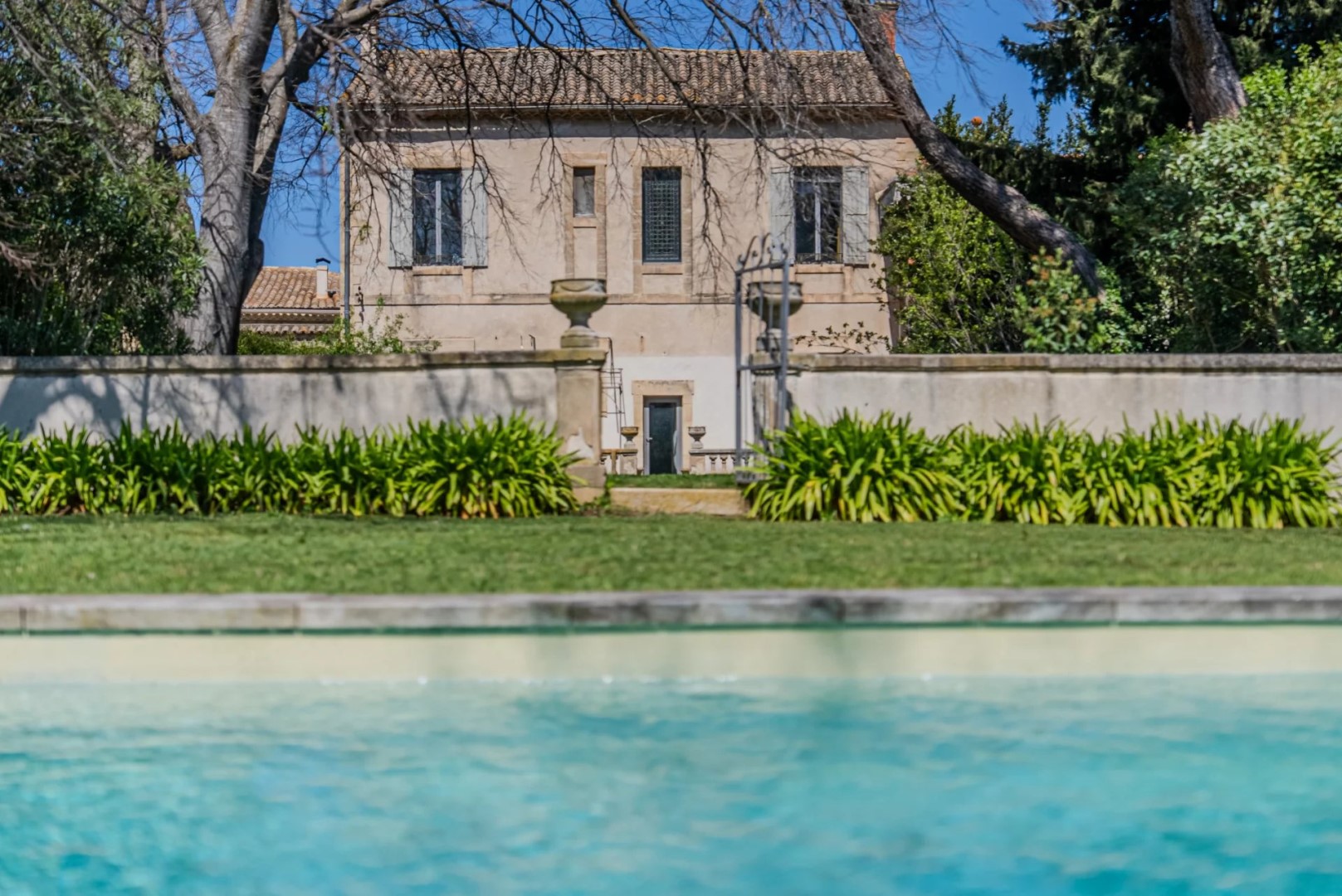 Private mansion for sale in Aigues-Vives