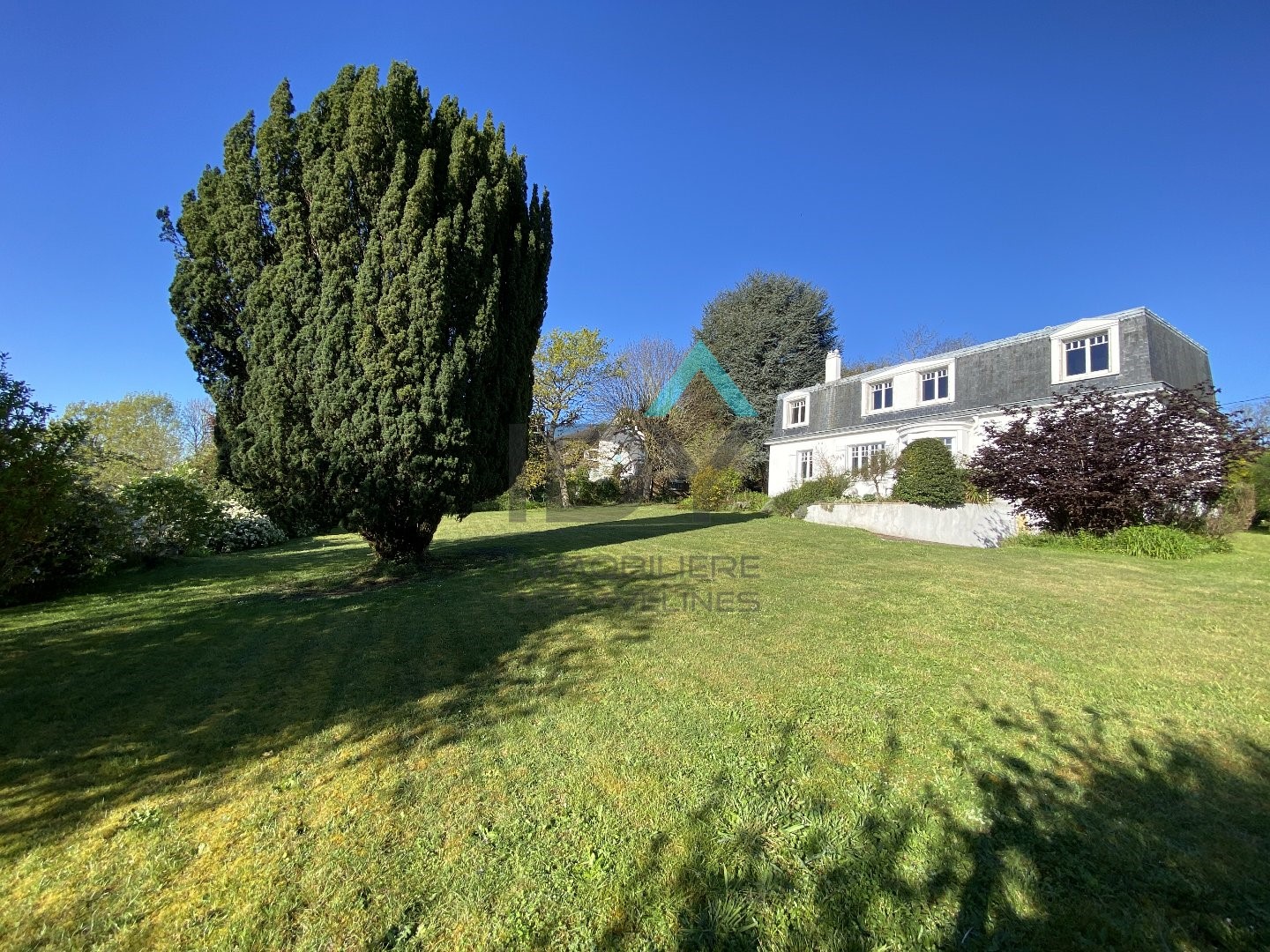 Luxury house for sale in Mareil-Marly