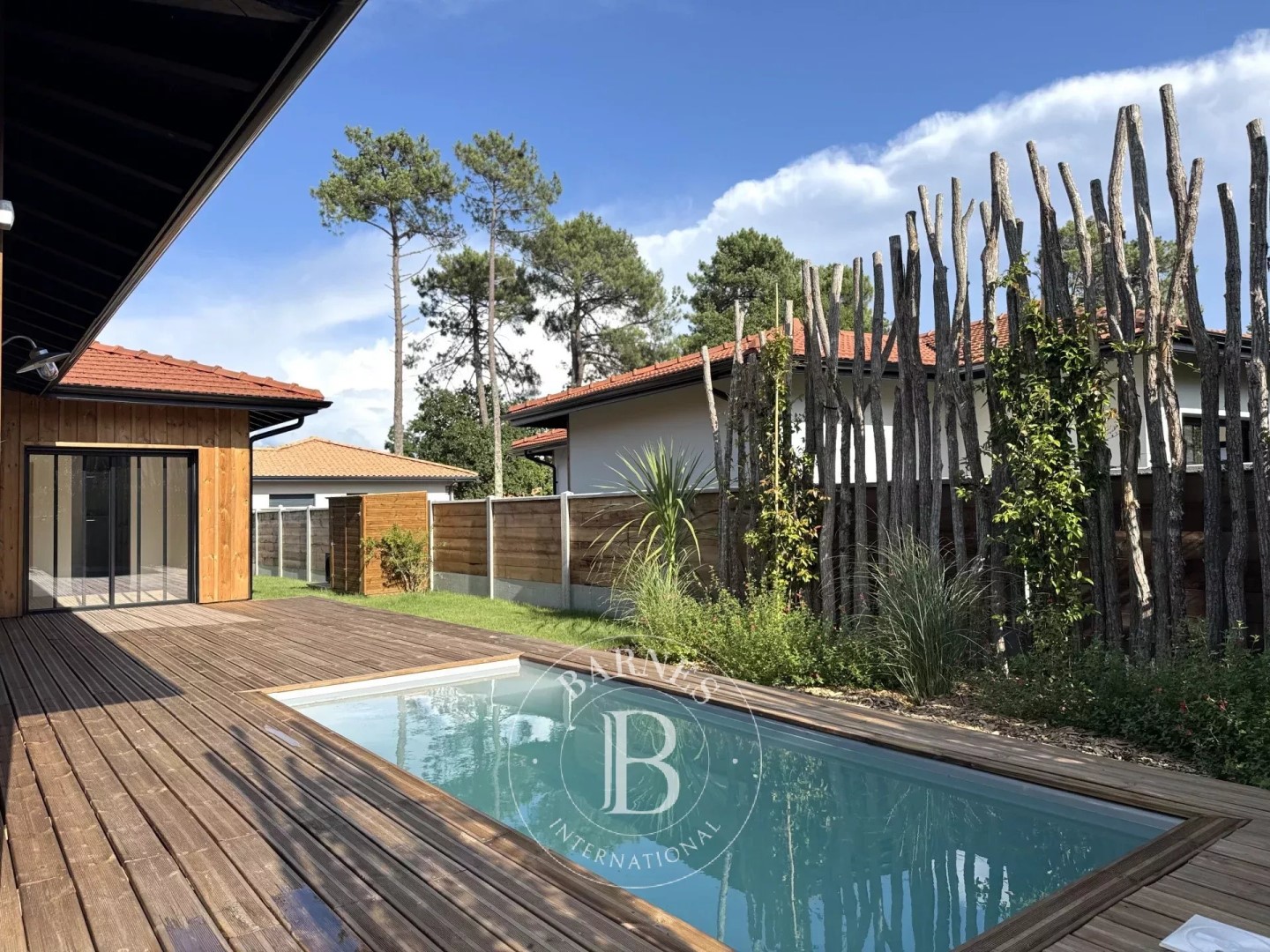 Maison de luxe à vendre dans le quartier Aiguillon-Port