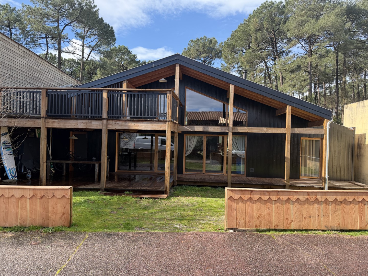 Luxury villa for sale in Lacanau