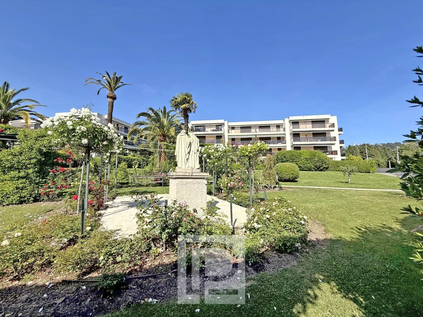 Luxe appartement te koop in Terrefial