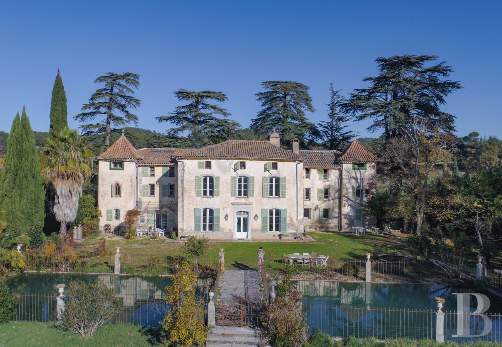 Traditional property for sale in Brignoles