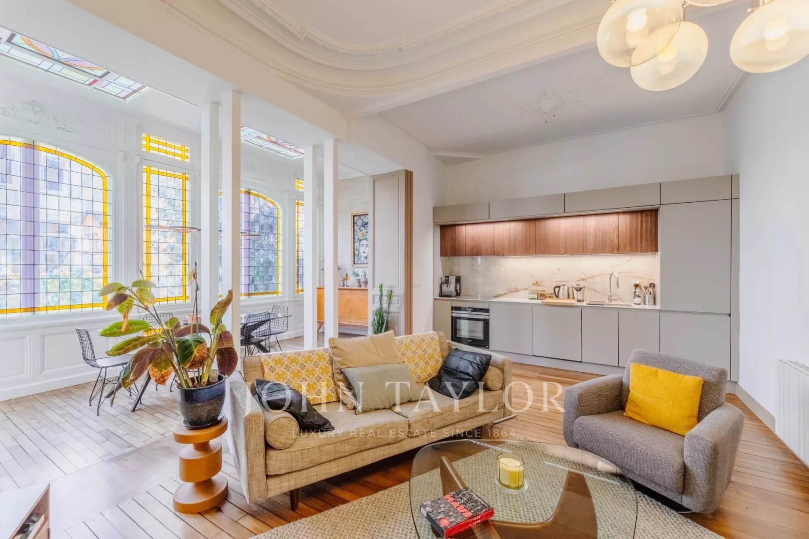 Duplex de luxe à vendre dans le quartier Grand Parc-Chartrons-Paul Doumer