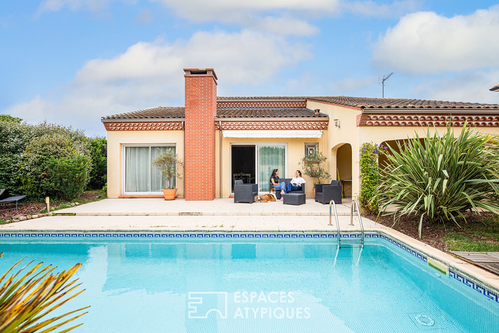 Luxury house for sale in the district Ecoles-Menude