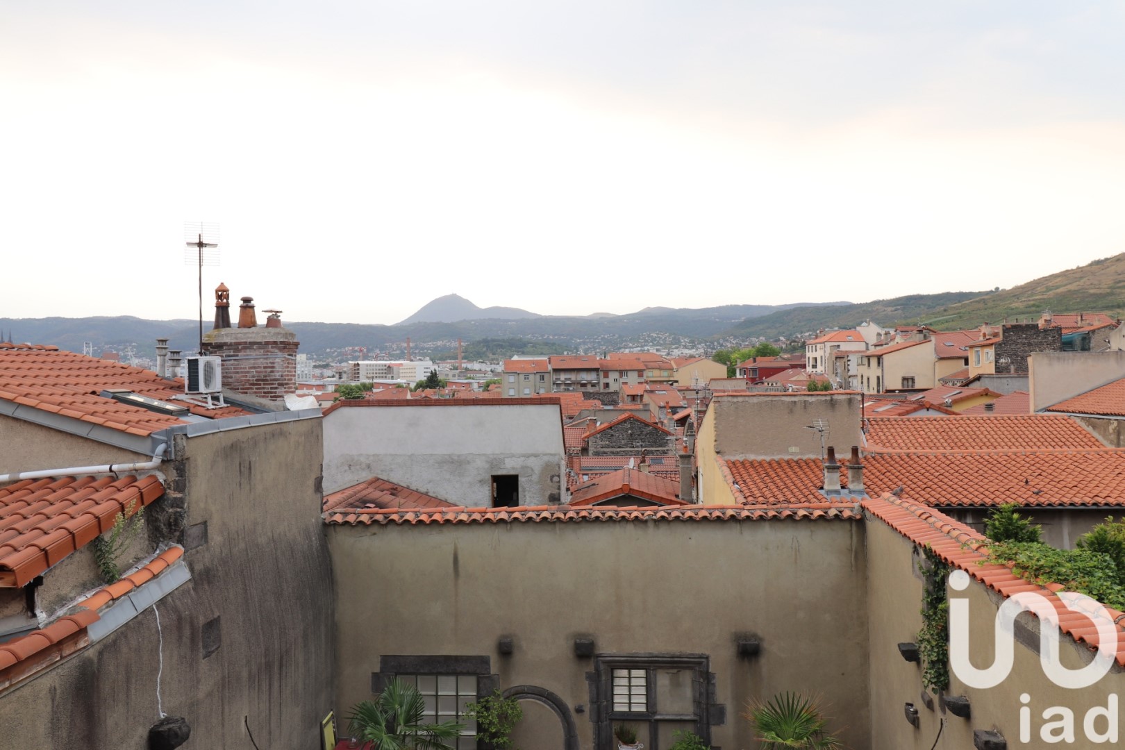 Demeure à vendre dans le quartier Montferrand