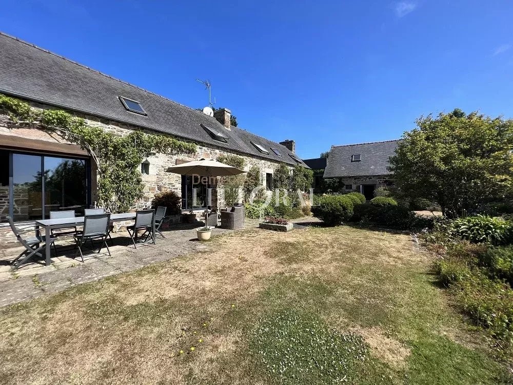 Maison de luxe à vendre dans le quartier Nord Est