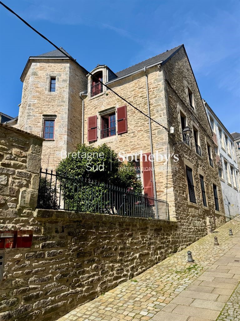 Duplex de luxe à vendre dans le quartier Centre Ville