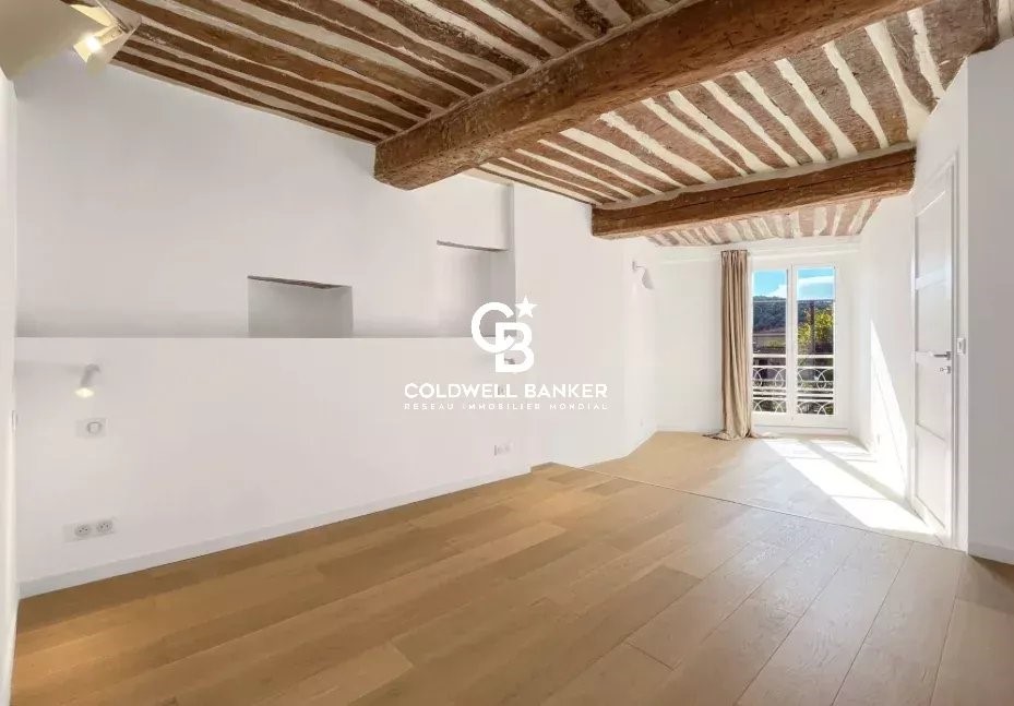 Maison de luxe à vendre dans le quartier Quartiers Est les Salettes-Les Campons