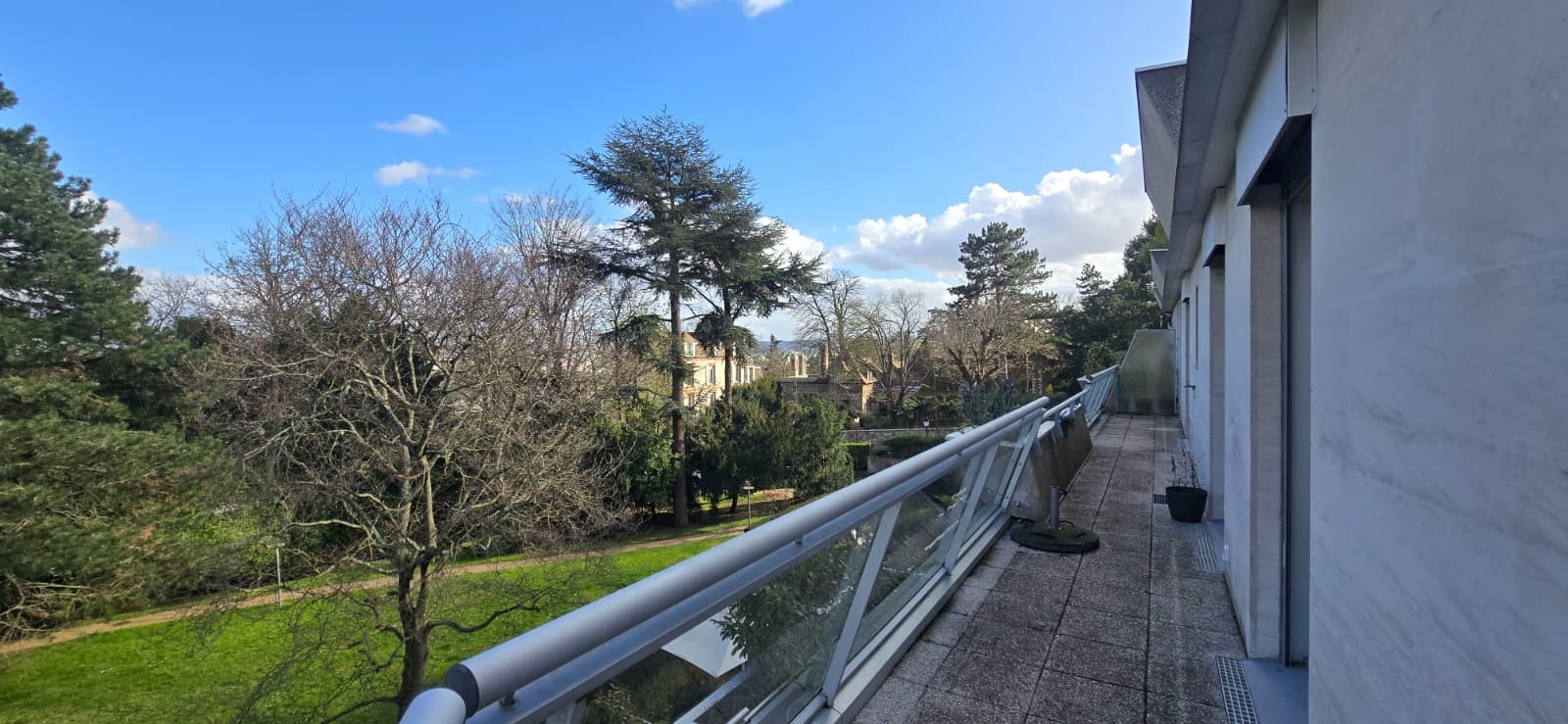 Luxury apartment to rent in the district Val d'Or