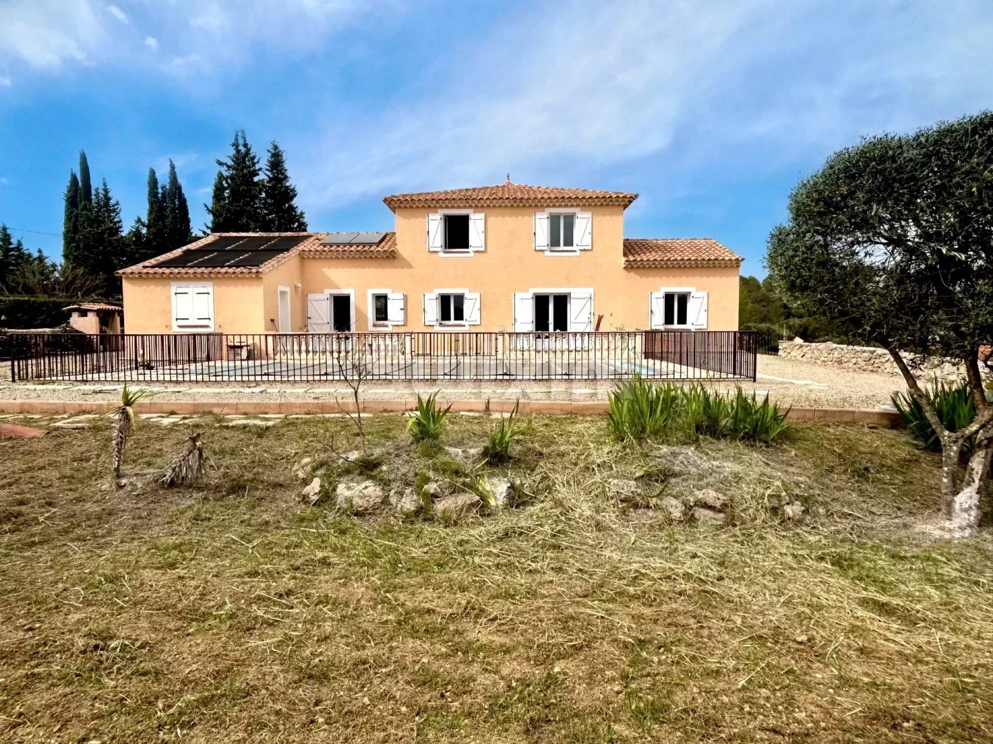 Luxe stadswoning te koop in Est