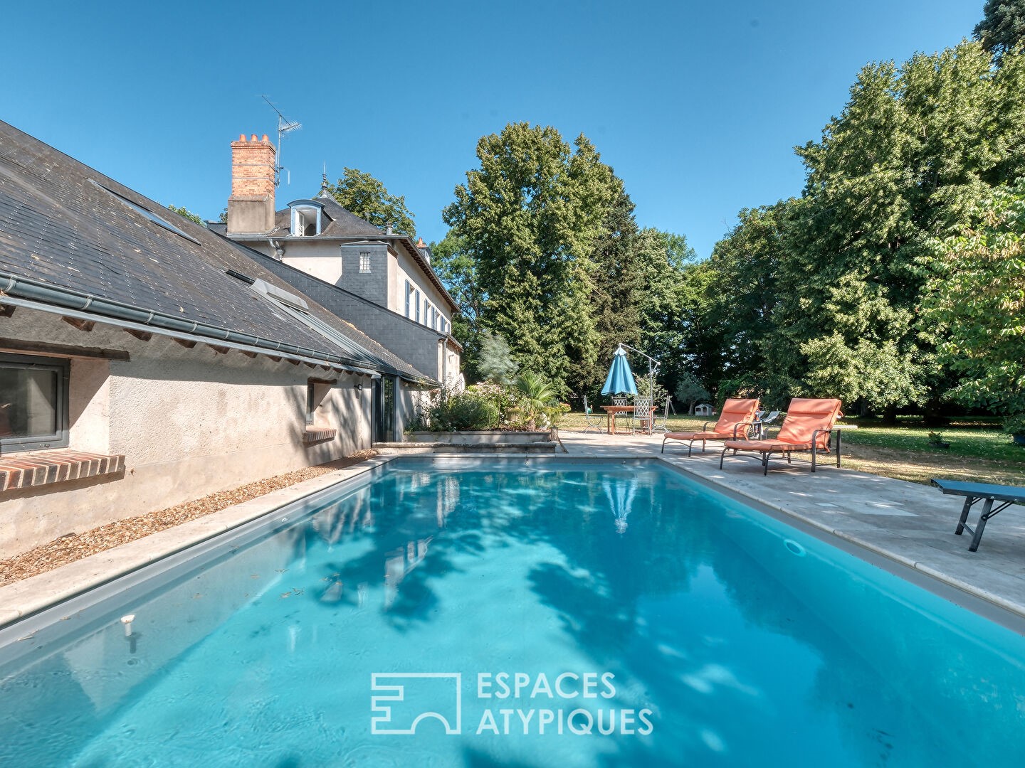Maison de luxe à vendre dans le quartier Les Varennes