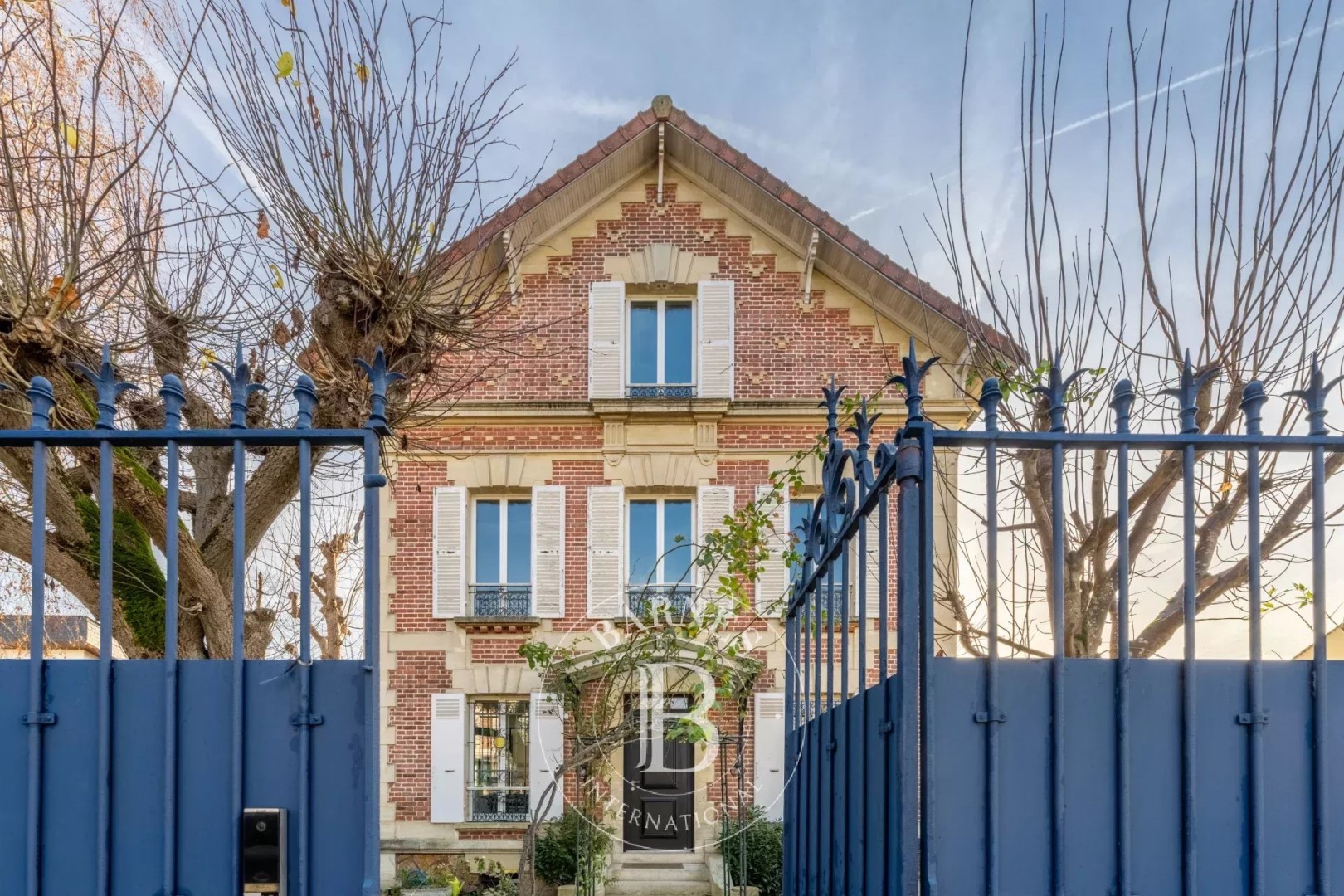 Maison de luxe à vendre dans le quartier Sud