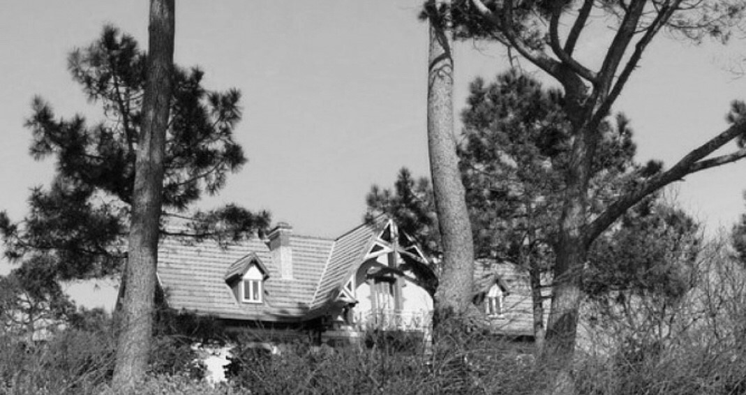 Traditional property for sale in Lanton