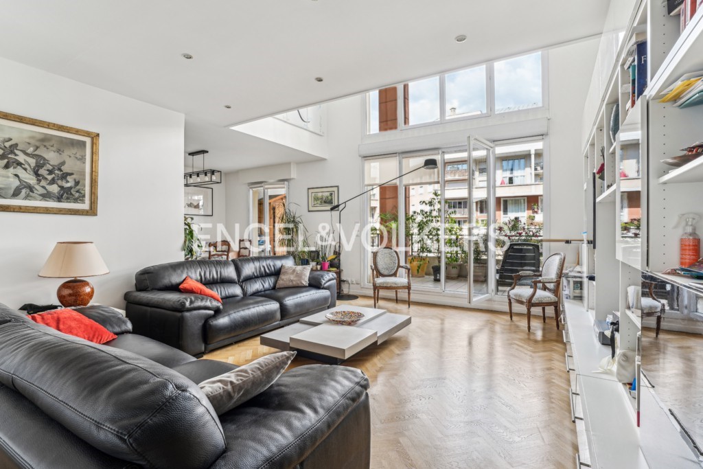 Duplex de luxe à vendre dans le quartier Faubourg de l'Arche