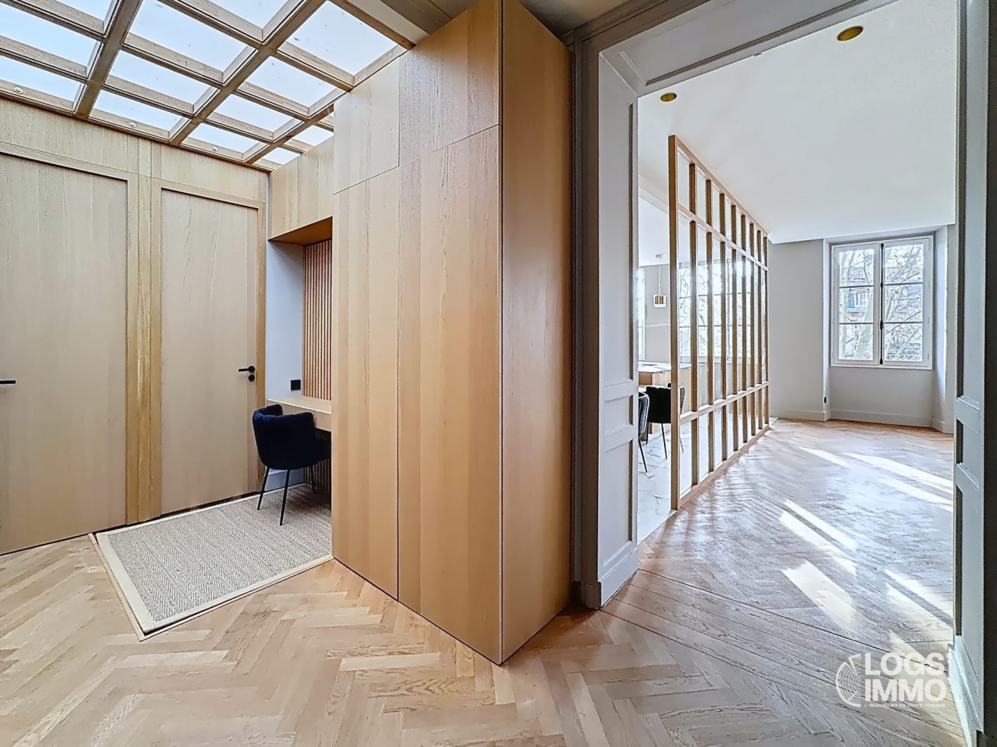 Luxury apartment for sale in the district Hôtel de Ville-Quinconce-Saint Seurin-Fondaudège