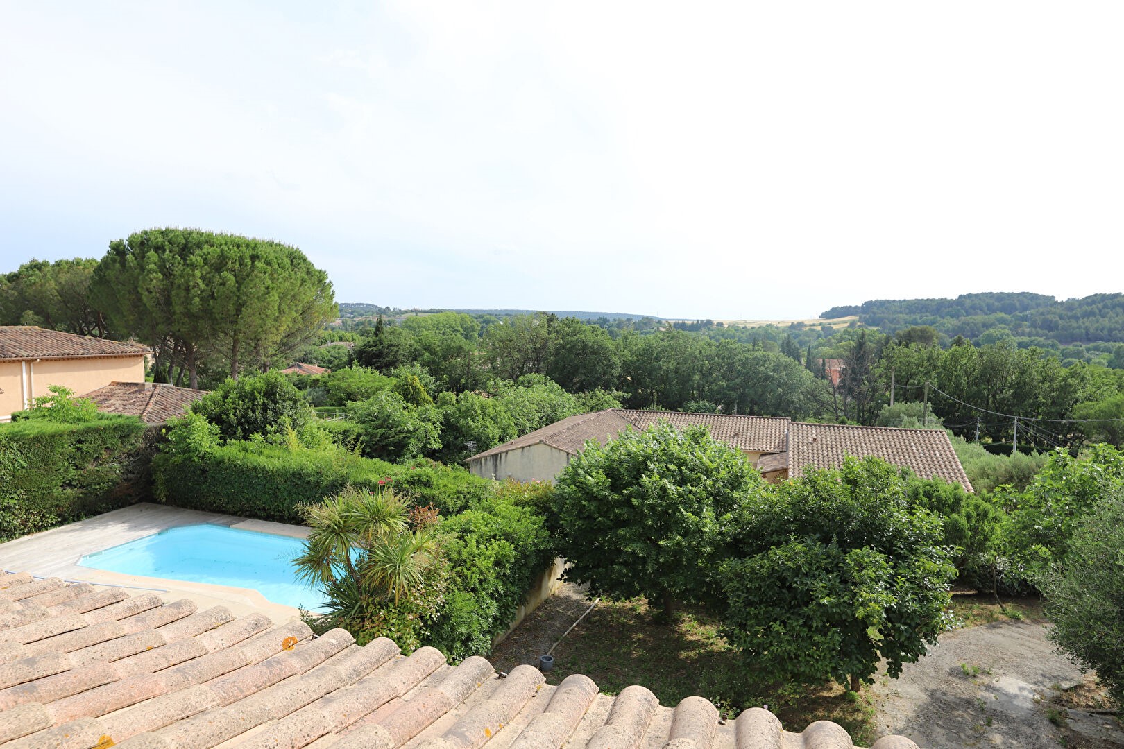 Maison de luxe à vendre dans le quartier Grand Sud- Aix la Duranne