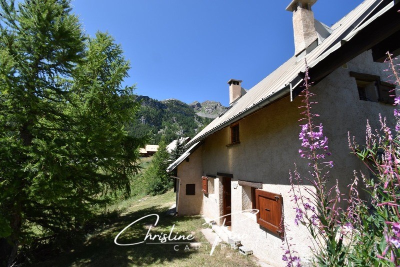 Chalet de luxe à vendre à la La Salle-les-Alpes