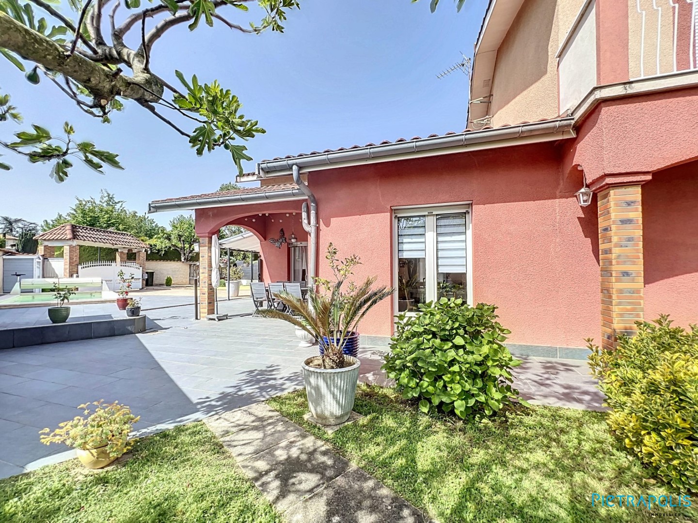 Maison traditionnelle à vendre à Sathonay-Village