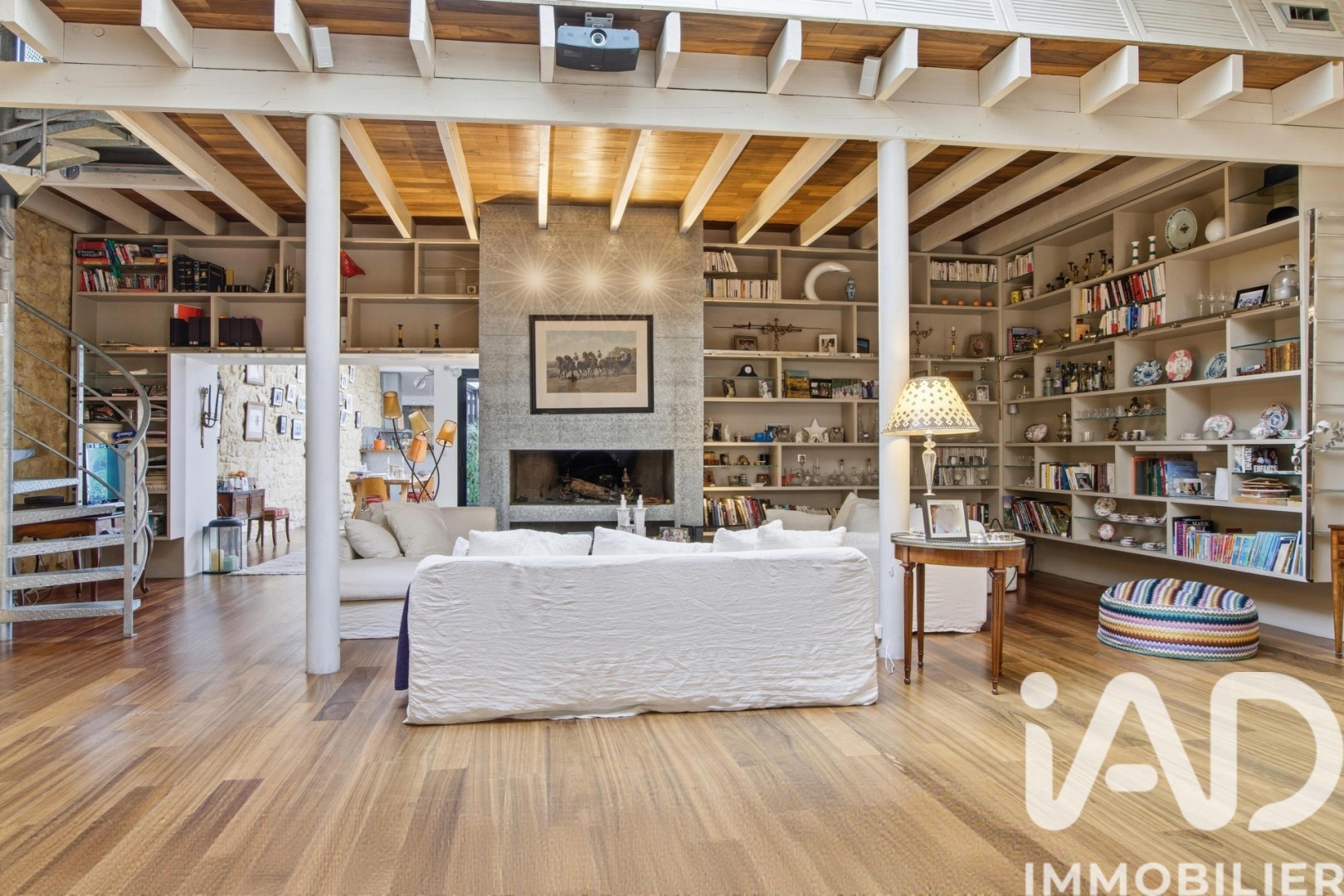 Loft for sale in the district Grand Parc-Chartrons-Paul Doumer