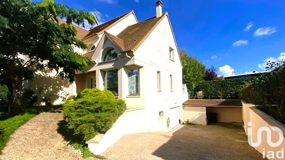 Vente Maison / Villa 9 pièces 202 m² Épernon