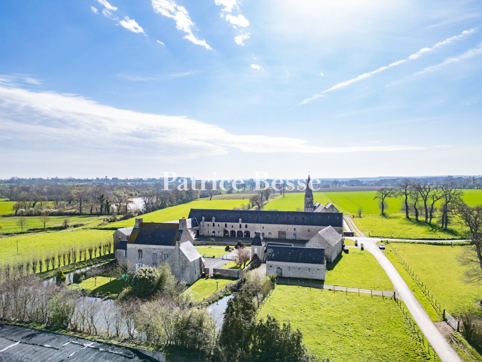 Luxury house for sale in Bayeux