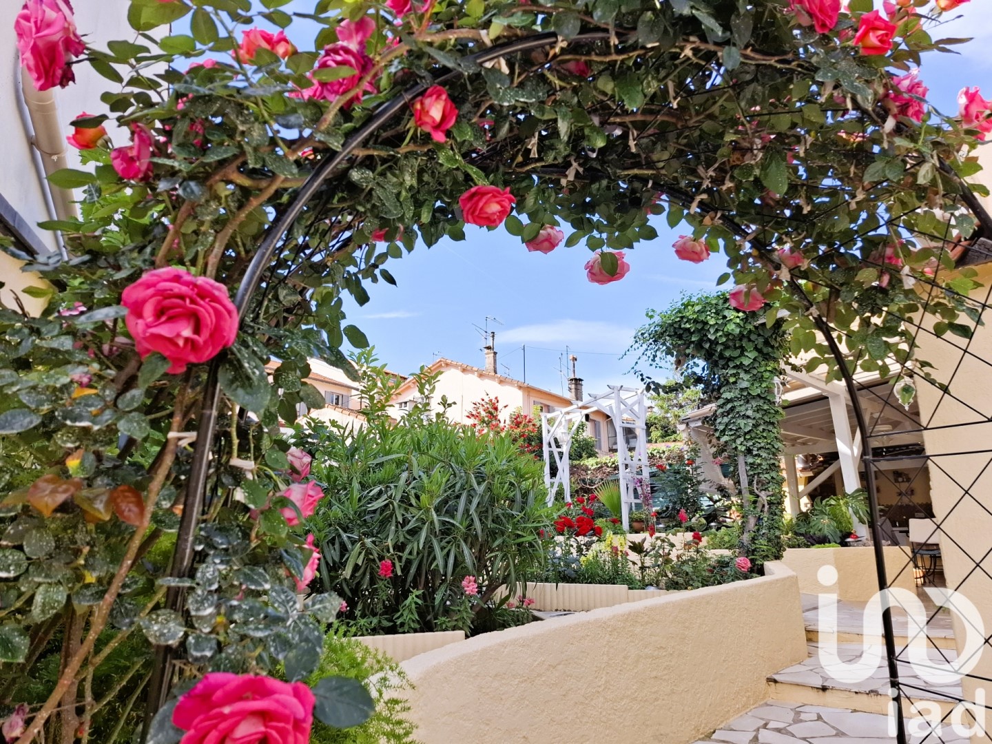 Maison traditionnelle à vendre dans le quartier Tassigny