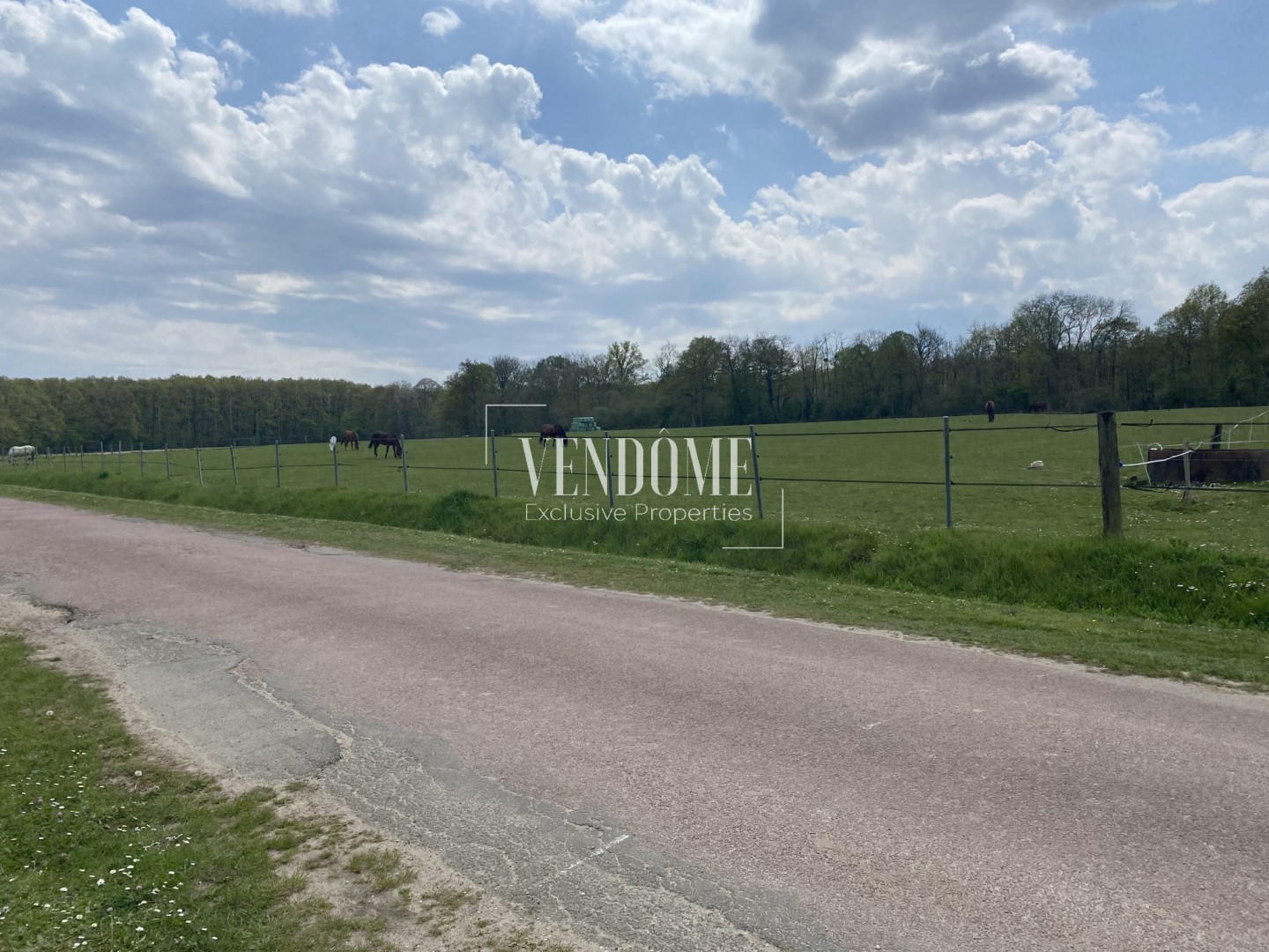 Maison de luxe à vendre à Montfort-l'Amaury