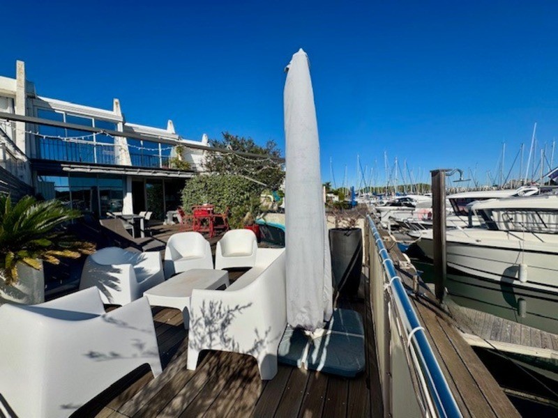 Maison contemporaine à vendre à Port Camargue