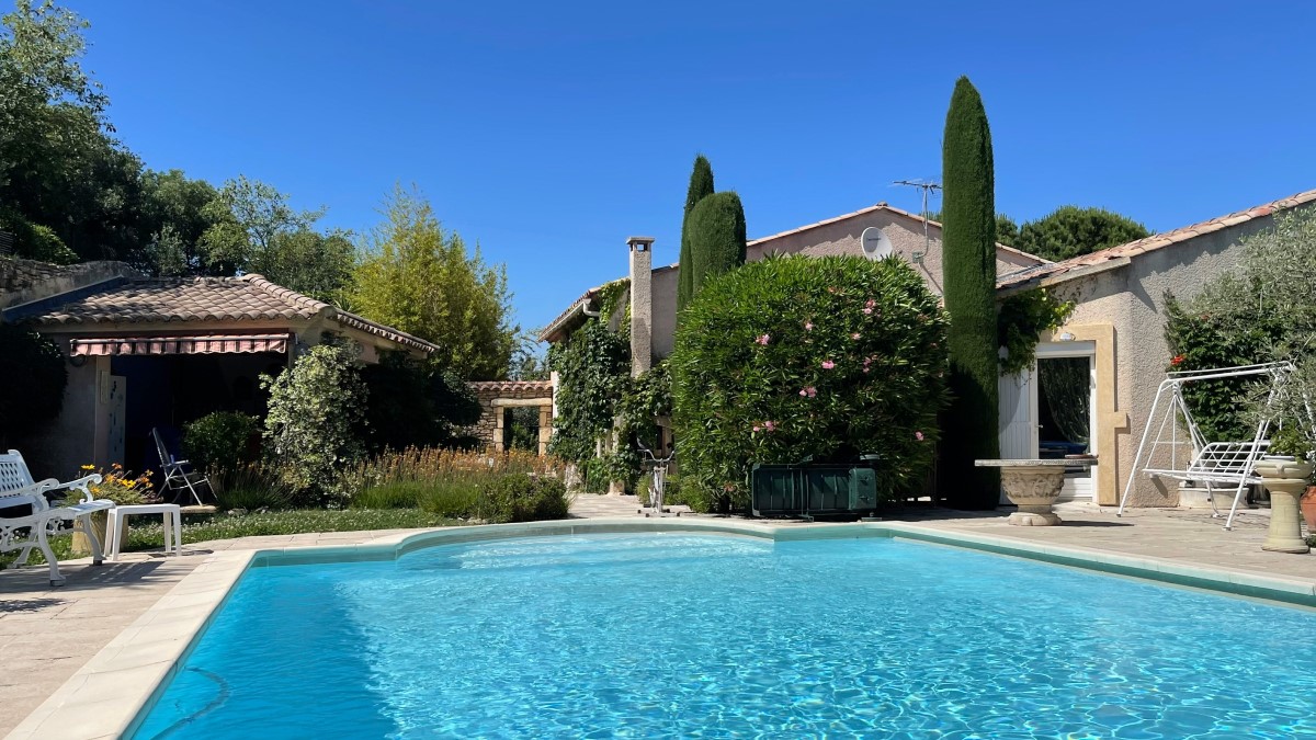 Maison de luxe à vendre à Remoulins