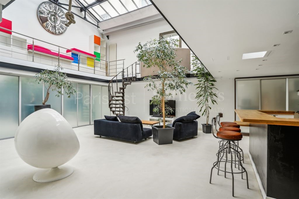 Duplex de luxe à vendre dans le quartier Bastille-Popincourt
