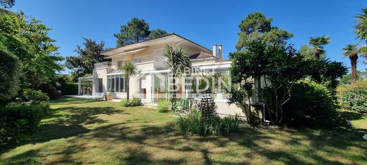 Luxury house for sale in the district Chante Cigale