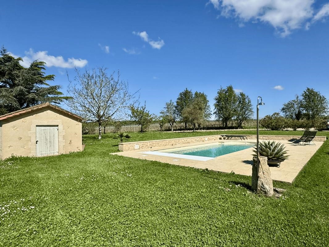 Luxury house for sale in Coutures