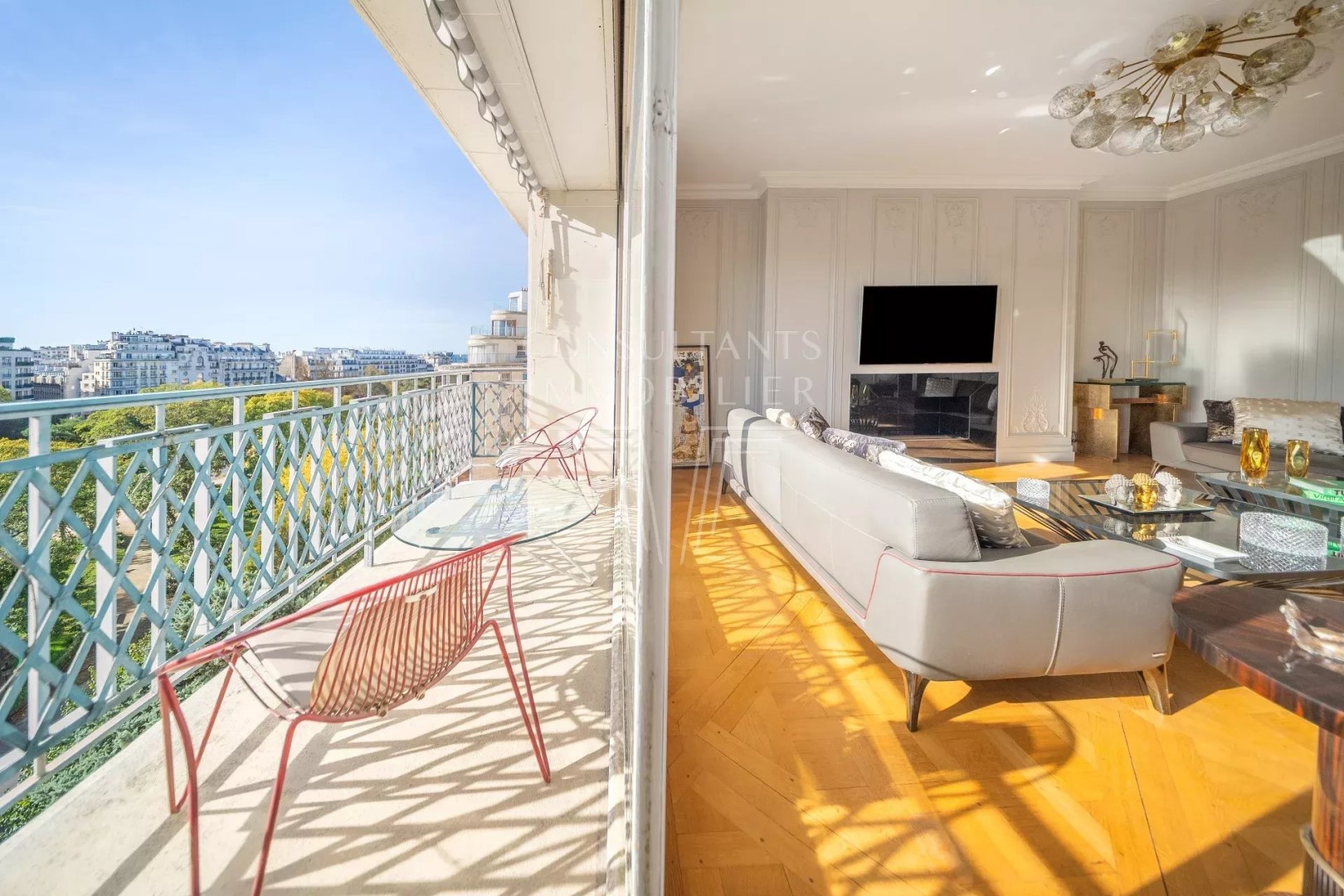 Luxury apartments / penthouses for sale in the district Chaillot