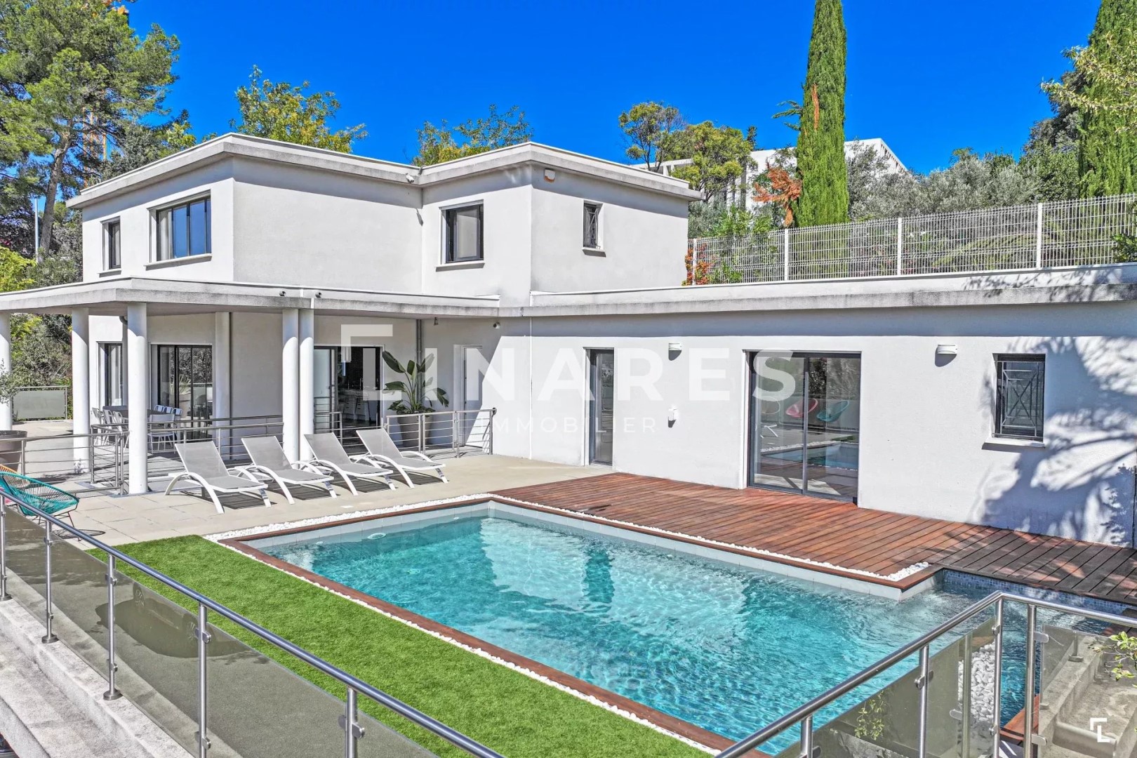 Luxury house to rent in Marseille 12ème