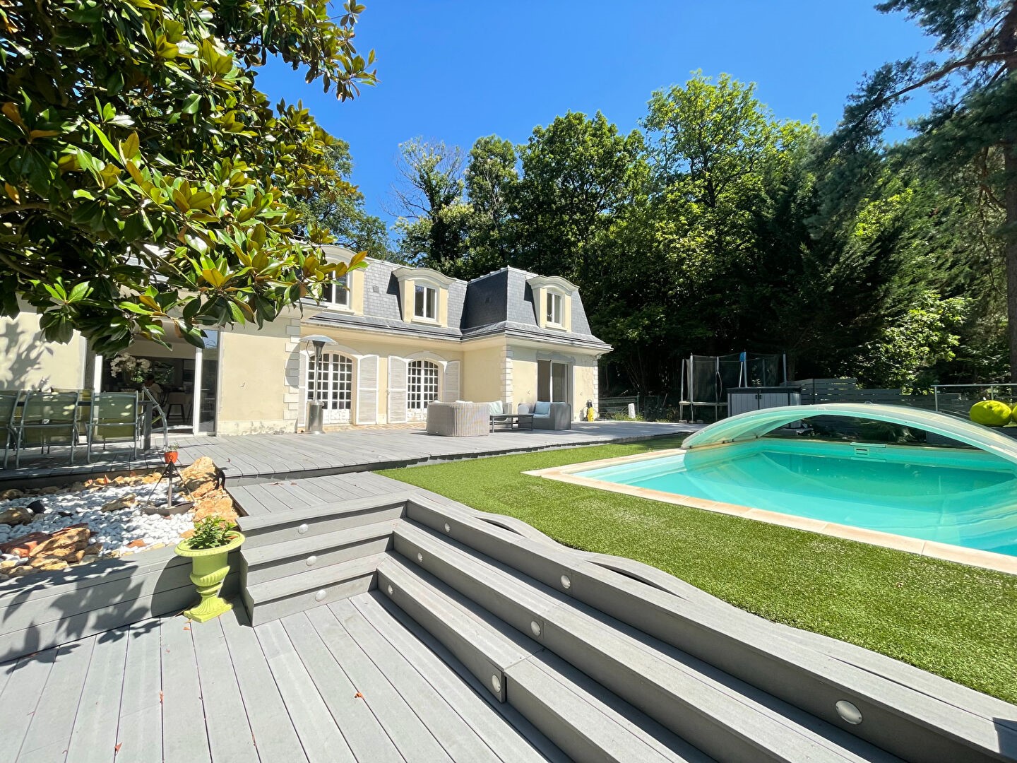 Maison de luxe à vendre dans le quartier Bois de Verrieres-Vaupereux
