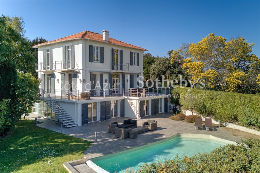 Maison de maître à vendre dans le quartier Croix des Gardes