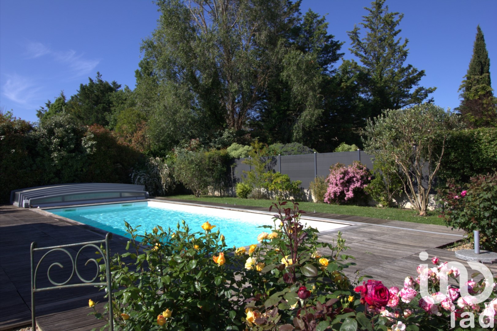 Maison traditionnelle à vendre dans le quartier Plateau de Puyricard-La Trévaresse