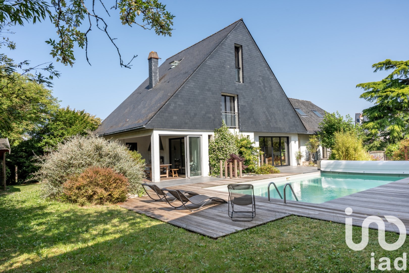 Maison d'architecte à vendre dans le quartier Doulon / Vieux-Doulon