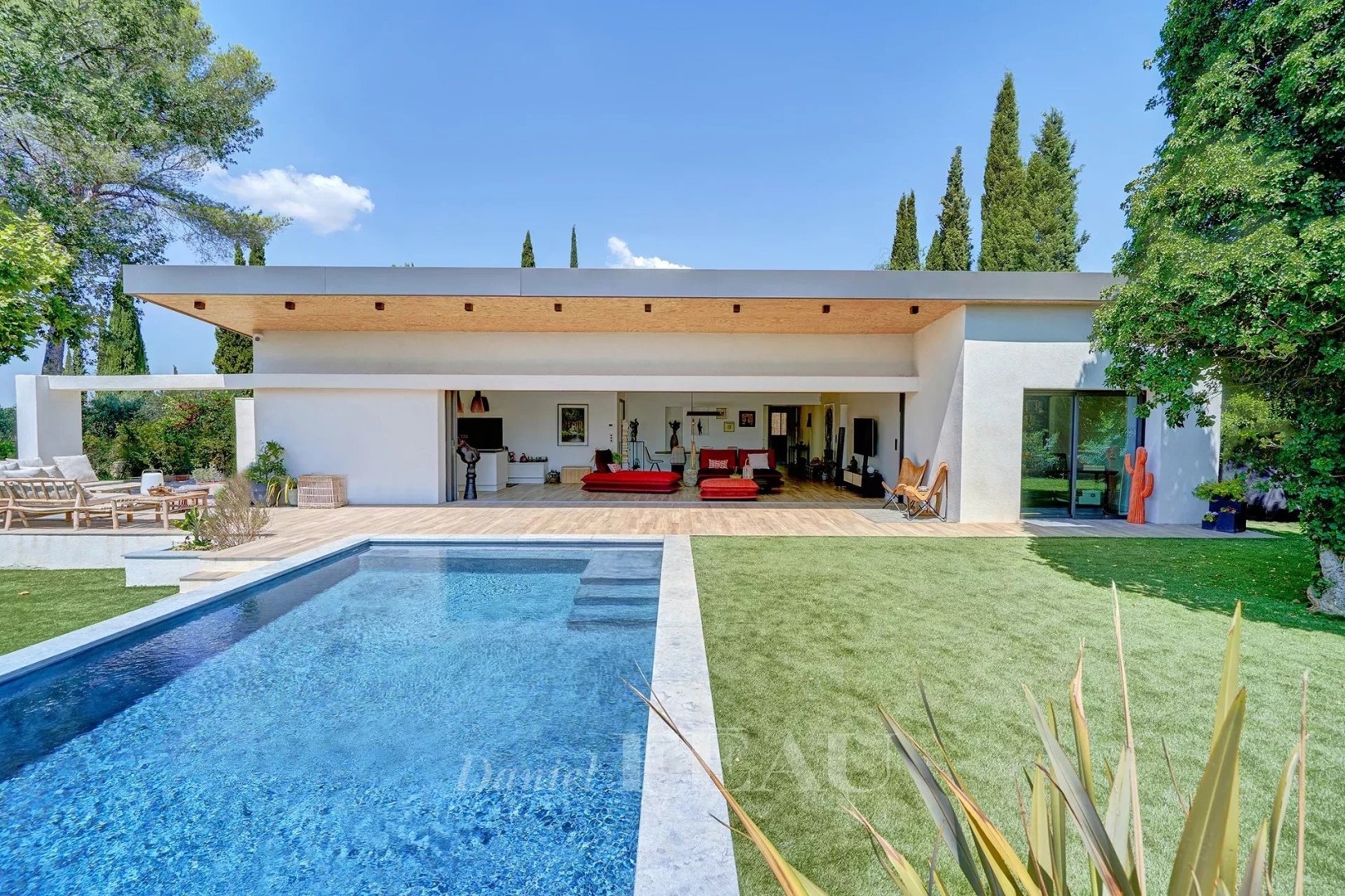 Maison de luxe à vendre dans le quartier Grand Sud- Aix la Duranne