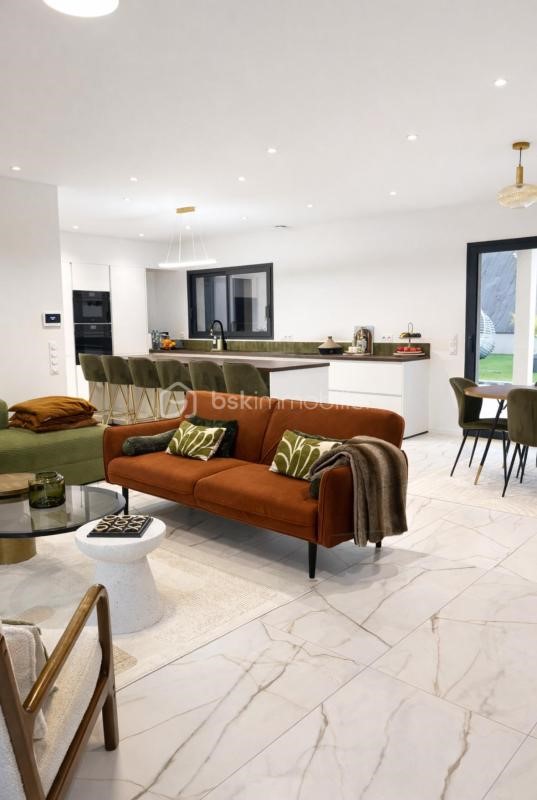 Luxury house for sale in the district Sud